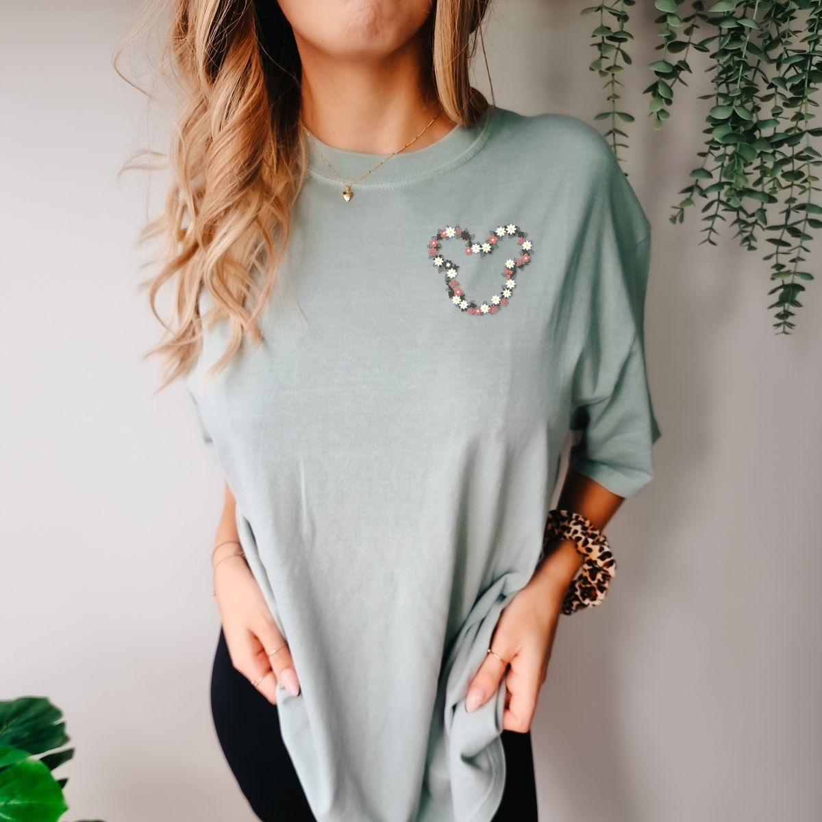 Floral Mouse on Bay Tee PREORDER – Blair Lamb Design